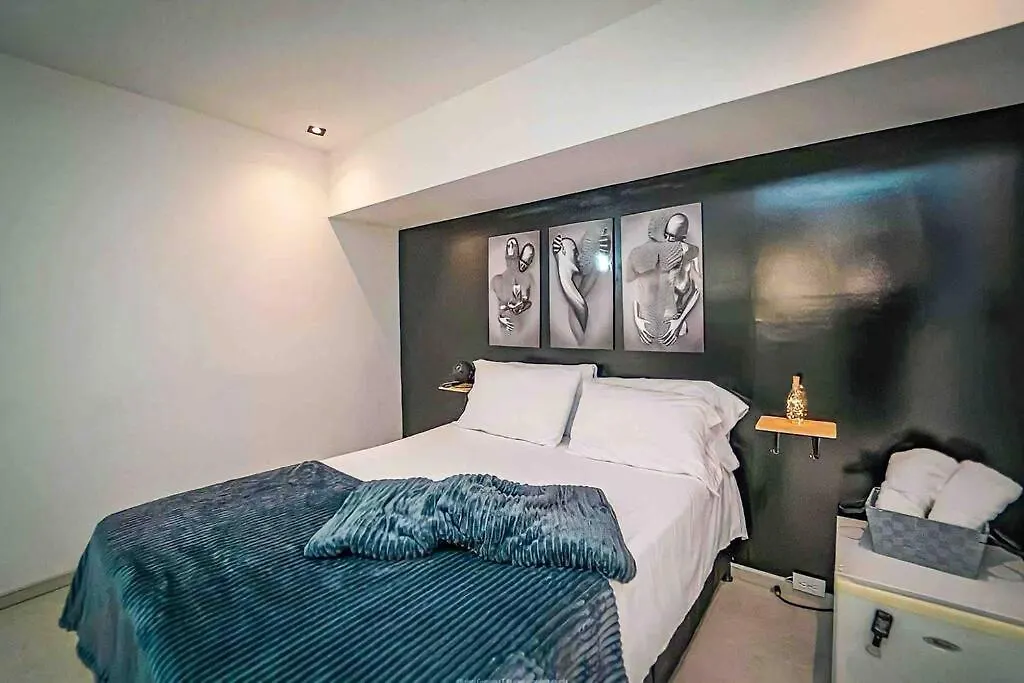 Provenza Apartment - Private Jacuzzi - Lleras Park Medellín