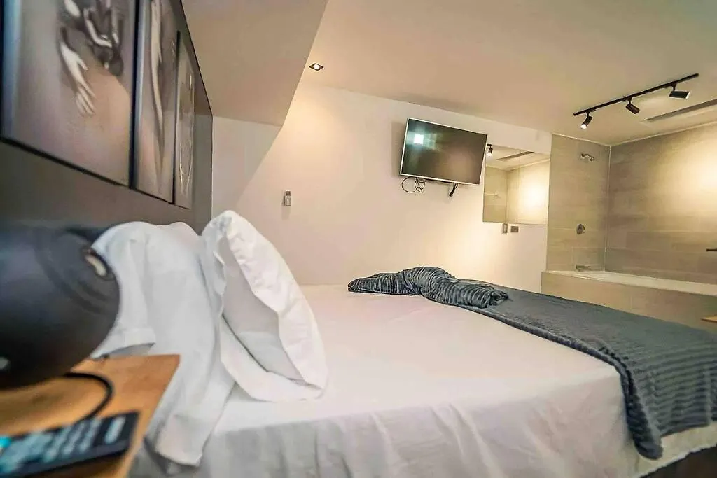 Provenza Apartment - Private Jacuzzi - Lleras Park Medellín