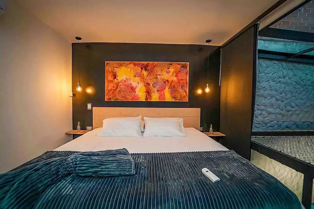 Provenza Apartment - Private Jacuzzi - Lleras Park Medellín